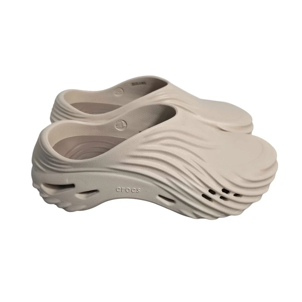 Crocs Echo Wave Clogs Mens 9 Womens 11 Almond Tint Beige NWT Unisex 210521-0LL‎